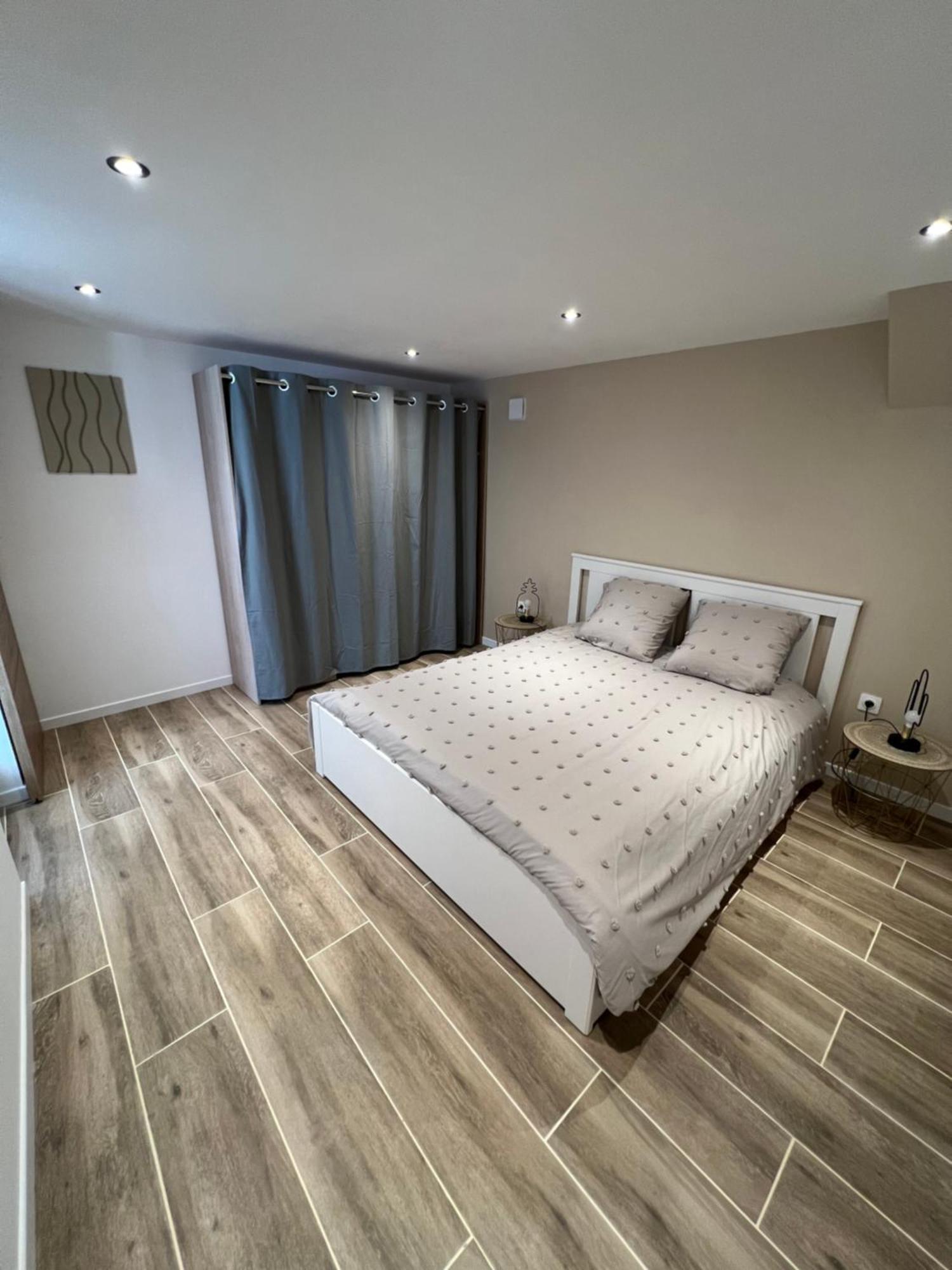 Appartement T2 Avec Jardin Puget-sur Argens Zewnętrze zdjęcie